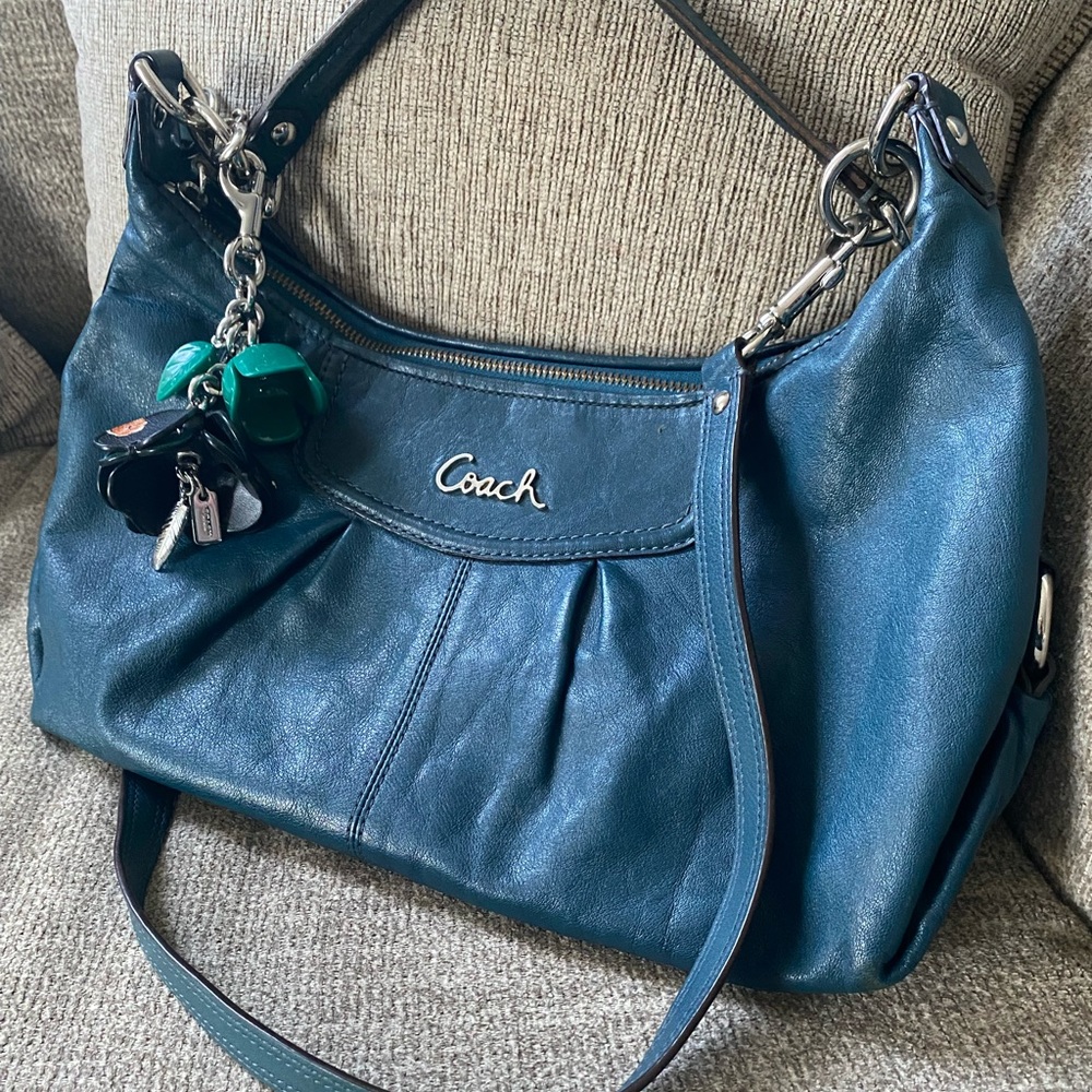 Coach F19761 Black Leather Ashley Hobo Satchelshoulder Bag Purse